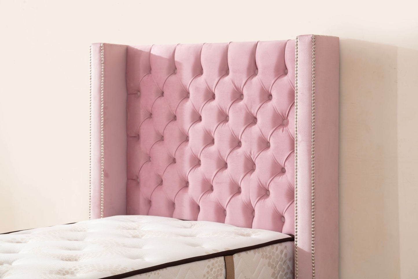 LIT COFFRE CLOUTÉ 1 PLACE ROSE