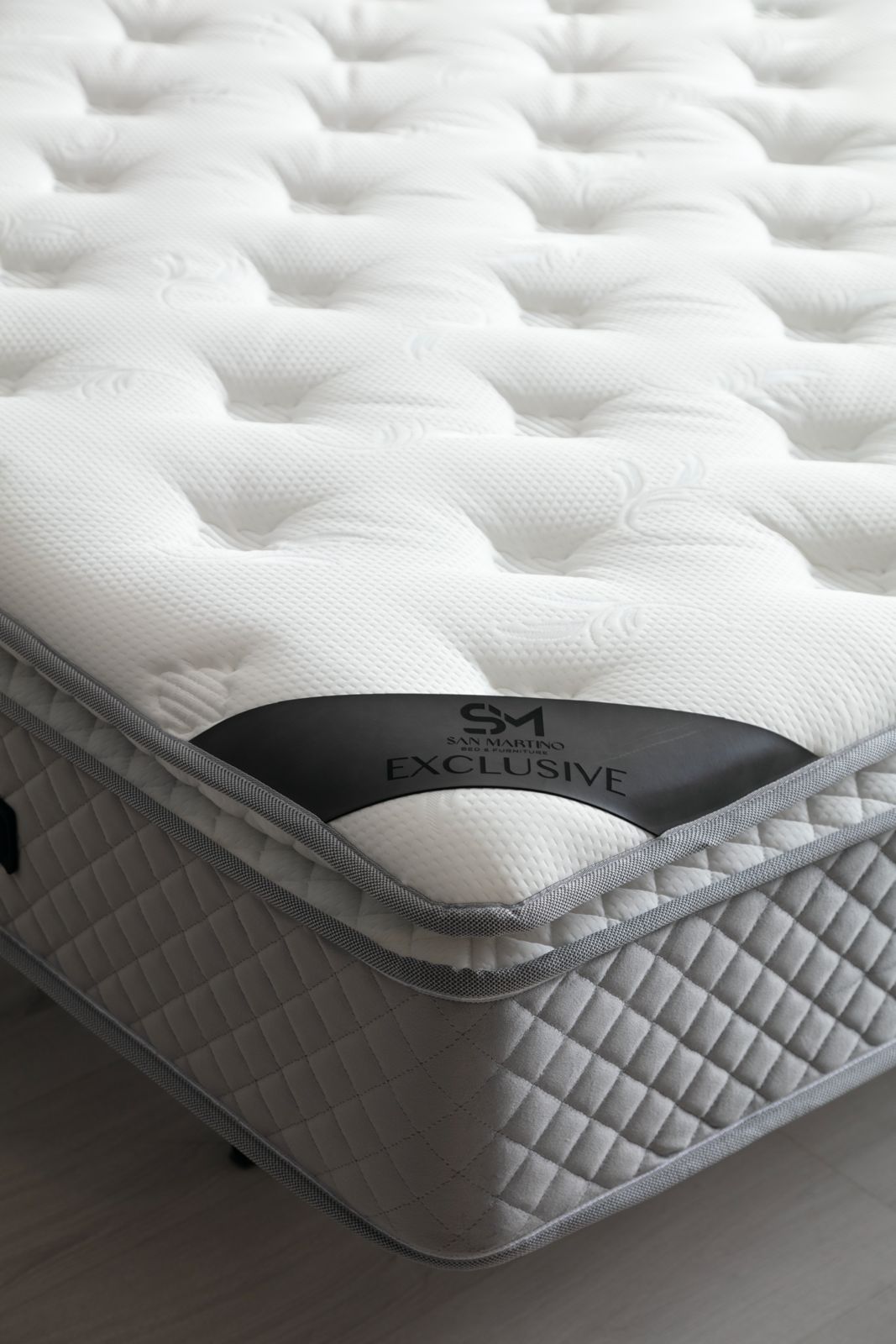 Matelas San Martino Exclusive Ressort - Epaisseur 32cm Gris